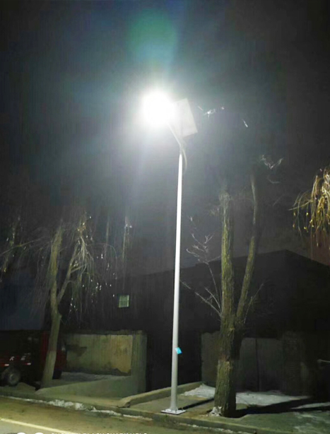 积石山县左贡太阳能路灯项目