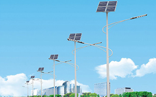 北方冬季左贡太阳能路灯的保养要点