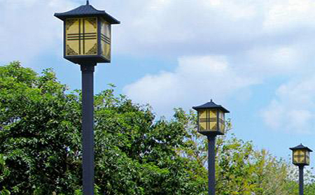 太阳能左贡庭院灯怎么选亮度与续航更耐用 太阳能左贡庭院灯怎么选亮度与续航更耐用